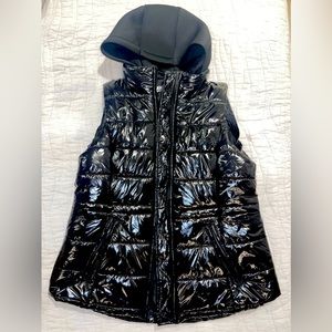 Michael Kors Lacquered puffer Vest with detachable hood
